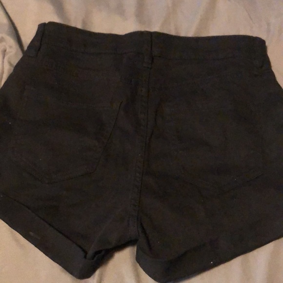 Lightly wear not faded size four - Picture 3 of 3